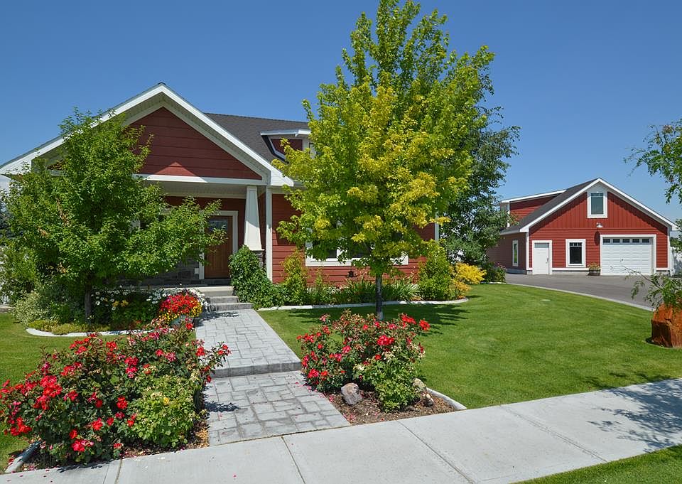 1st image of 151 Casa Dr