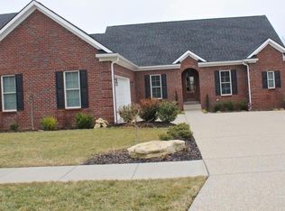 1057 Champions Cir, Simpsonville, KY 40067