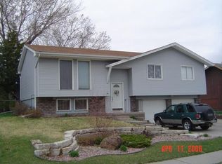 528 W Harvest Dr, Lincoln, NE 68521
