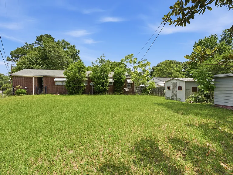 3604 Hydrangea St — Photo 29