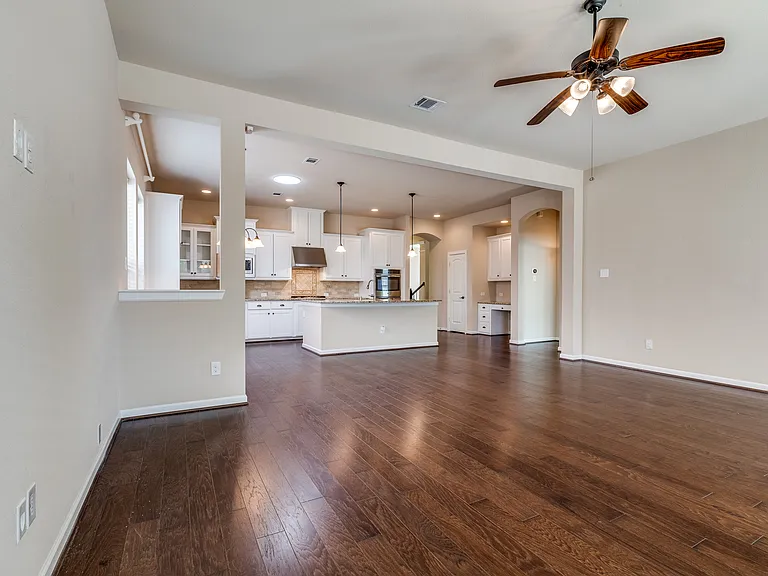 9509 Bewley Ct — Photo 10