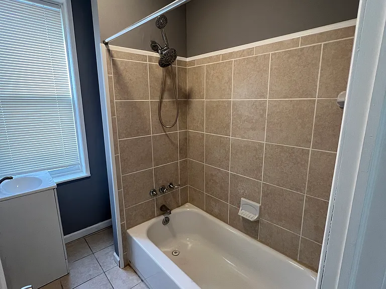 721 McIlvain St — Photo 4