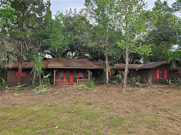 3rd image of 10679 Goose Prairie Rd