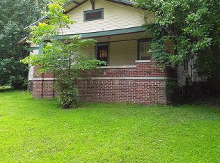 307 N Main St, Rector, AR 72461