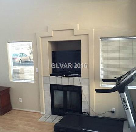 4th image of 6861 Coral Rock Dr #89