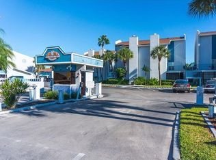 303 Rex Pl APT F, Madeira Beach, FL 33708