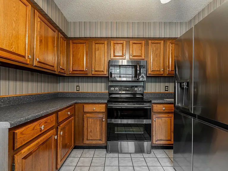 2115 W Loren Cir — Photo 7