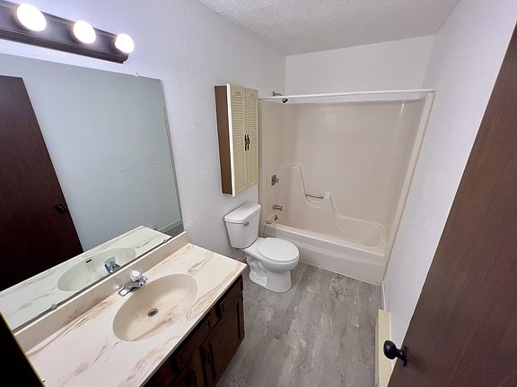3rd image of 313 1st St E #1