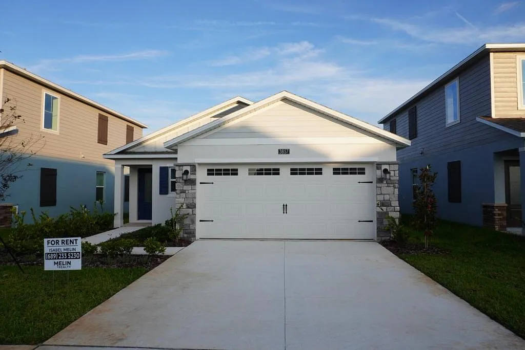 3857 Corsican Ln — Photo 1