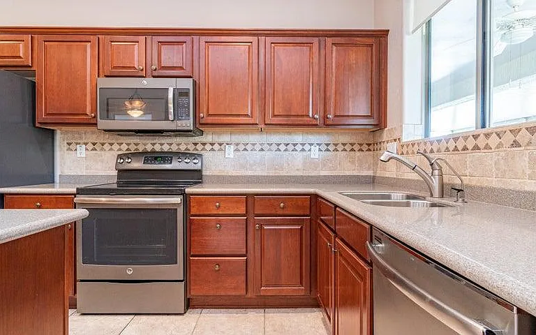 16929 W Cortaro Point Dr — Photo 10