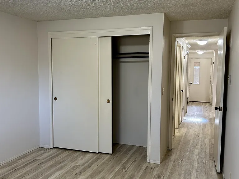 103 La Villa Dr — Photo 12