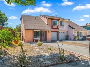 6864 John Dr, Riverside, CA 92509