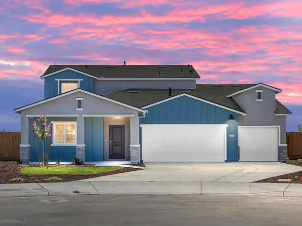 1017 S Philip Ave, Fowler, CA 93625