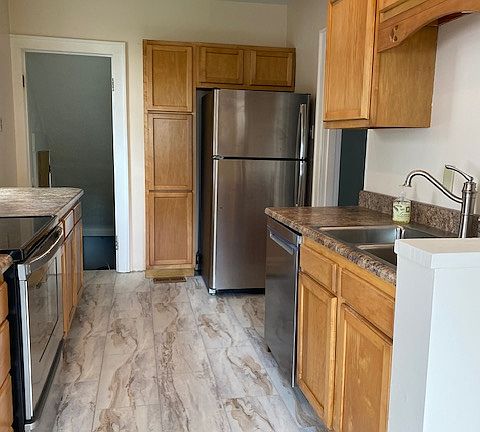 4th image of 312 Wiltshire Blvd