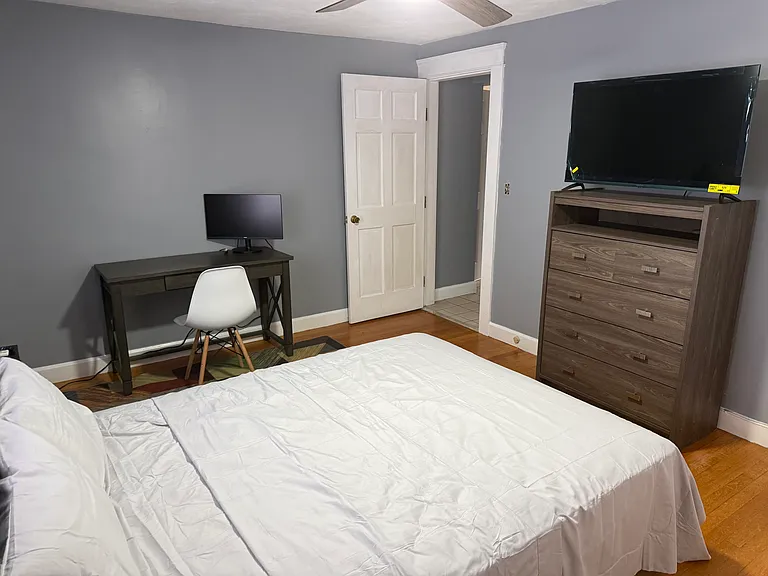 16 Central Ct #1 — Photo 9