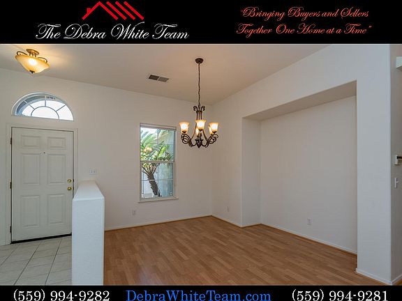 3rd image of 917 W Encore Dr