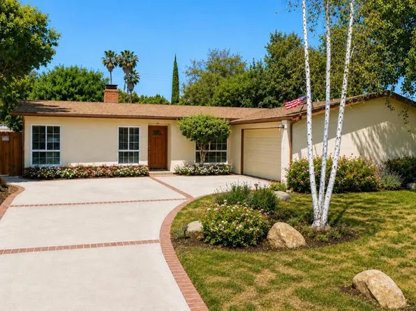 22901 Leadwell St, West Hills, CA 91307