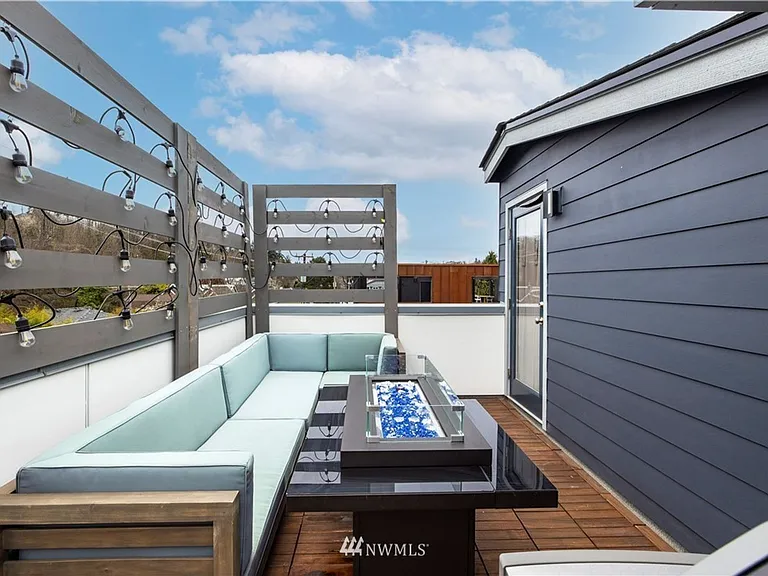 5206 Delridge Way SW #E — Photo 22