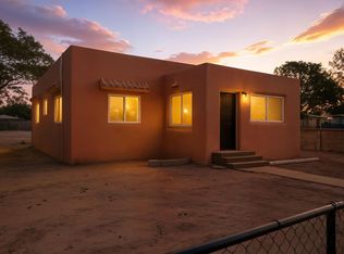 1924 Edith Blvd SE, Albuquerque, NM 87102