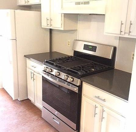 2nd image of 9115 Japonica Ct #B