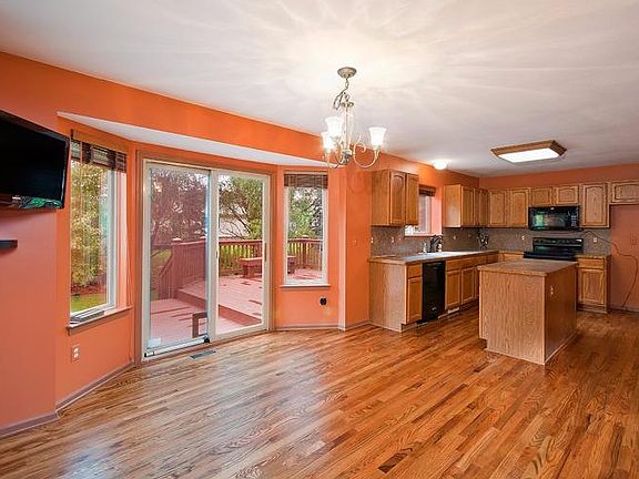 5th image of 7691 Greene Farm Ct