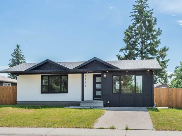 1731 N 111th Ave SW, Calgary, AB T2W 1R6