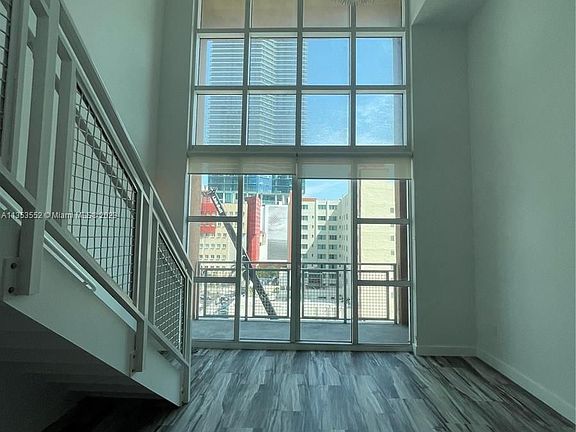 5th image of 244 Biscayne Blvd APT 640