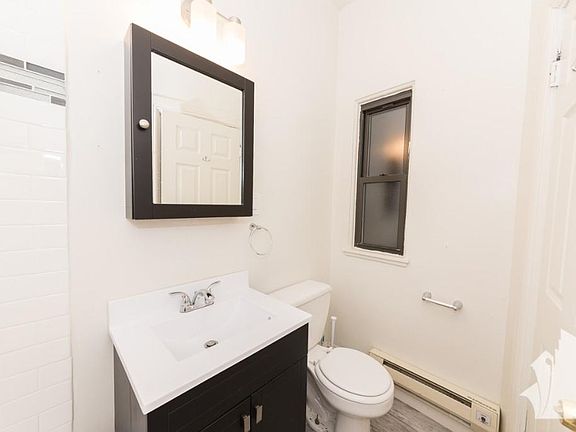 5th image of 3841 N Greenview Ave #3708-207