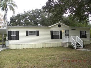 53 N Magnolia Ave, Center Hill, FL 33514
