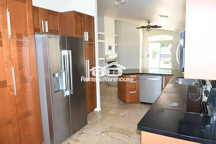 8757 E Avalon Dr — Photo 7