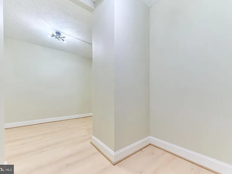 3705 George Mason Dr #2102S — Photo 34