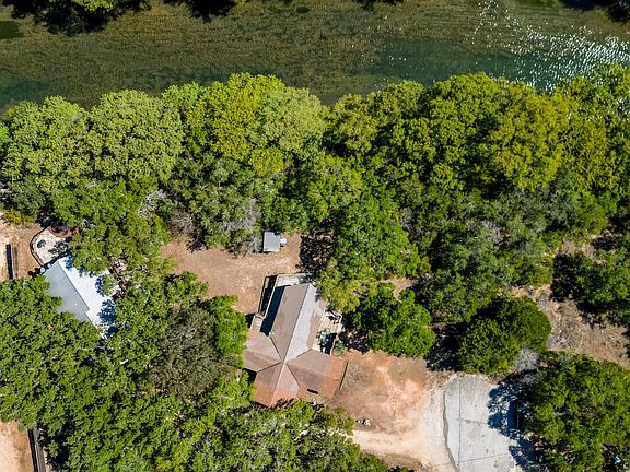 3rd image of 189 Kuntry Ln