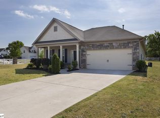 34 Campbells Farm Dr, Piedmont, SC 29673