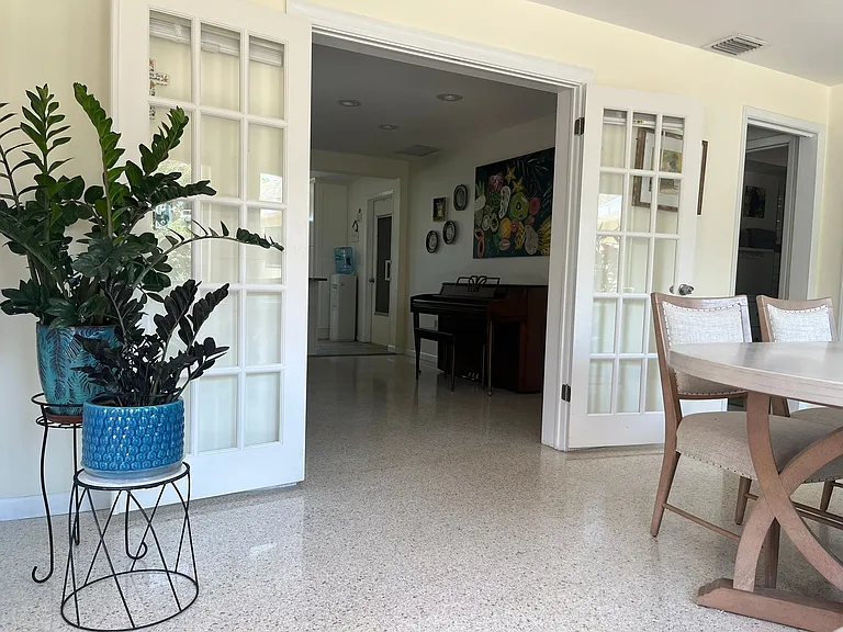 Dining room to living room
