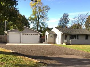 1654 Demont Ave E, Maplewood, MN 55109