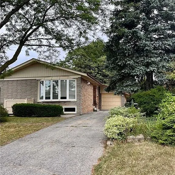 164 Richard Clark Dr #2 — Photo 1