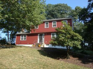 1 Rodia Ridge Rd, Shelton, CT 06484