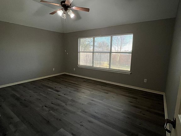 2nd image of 3308 Marymount Dr