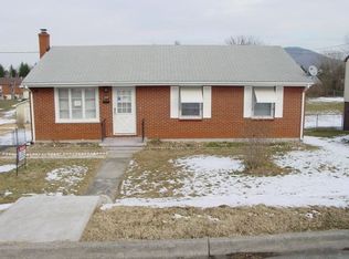 4937 Hazelridge Rd NW, Roanoke, VA 24012