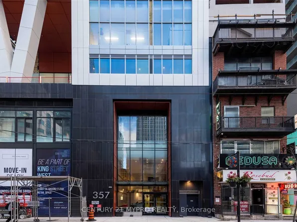 357 King St W, Toronto, ON