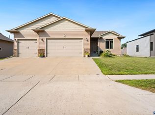 4305 N Ohio Ave, Sioux Falls, SD 57107