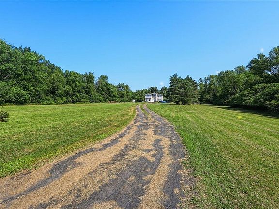 3rd image of 47 Phelps Lane