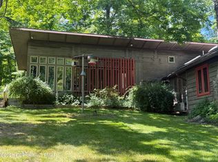 224 Doctor Ln, East Stroudsburg, PA 18301