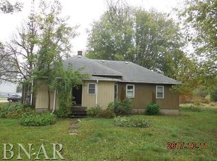 601 S Main St, Long Point, IL 61333