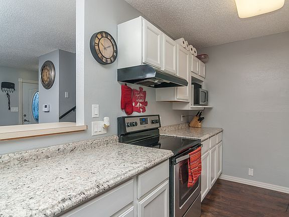 5th image of 4624 Dartmouth Dr