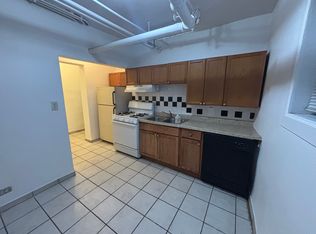 662 W Oakdale Ave #GDN, Chicago, IL 60657