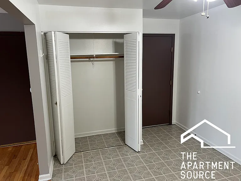 430 W Stevens Dr #104 — Photo 4