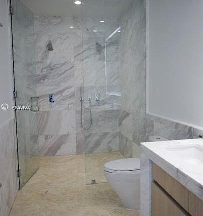5th image of 2831 S Bayshore Dr Unit 1508
