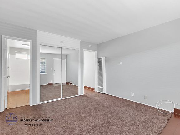 4th image of 228 W Carson St #236