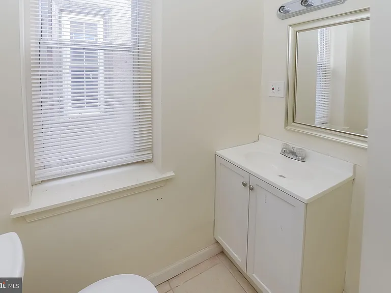 3733 N 15th St #2 — Photo 12